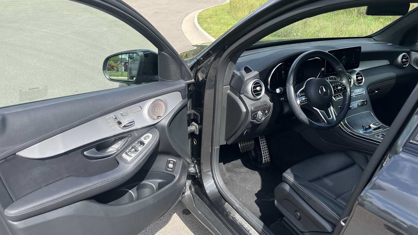 Certified 2023 Mercedes-Benz GLC 300 4MATIC Coupe image 16