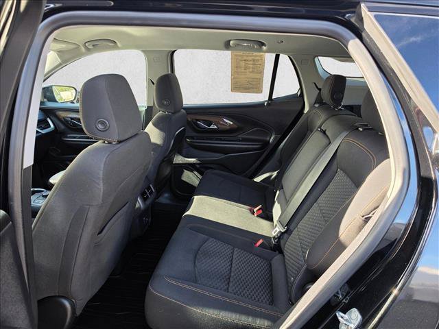 Used 2020 GMC Terrain SLE w/ Driver Convenience Package AWD/4WD image 17