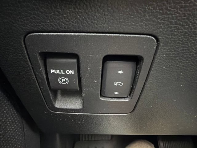 Used 2019 Ford Expedition Limited w/ Equipment Group 302A AWD/4WD image 36