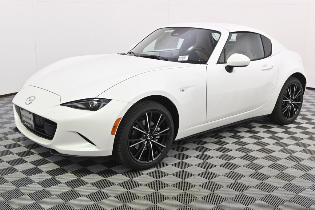 New 2025 MAZDA MX-5 Miata RF Grand Touring image 2