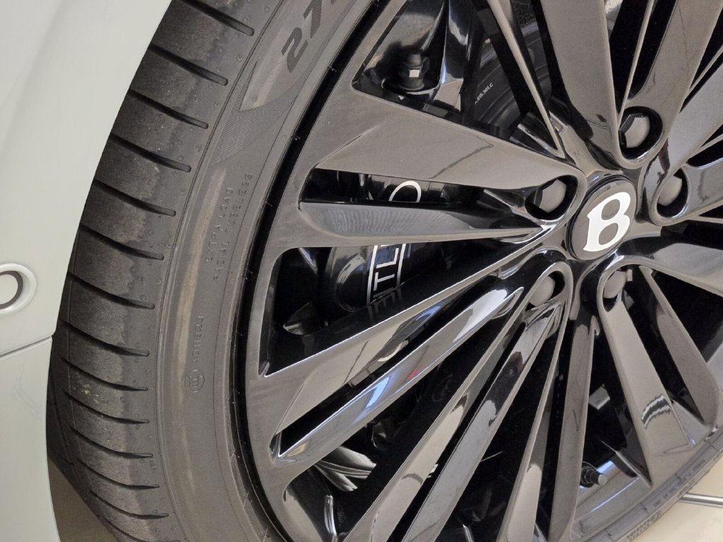 Certified 2024 Bentley Continental GT Speed AWD/4WD image 14