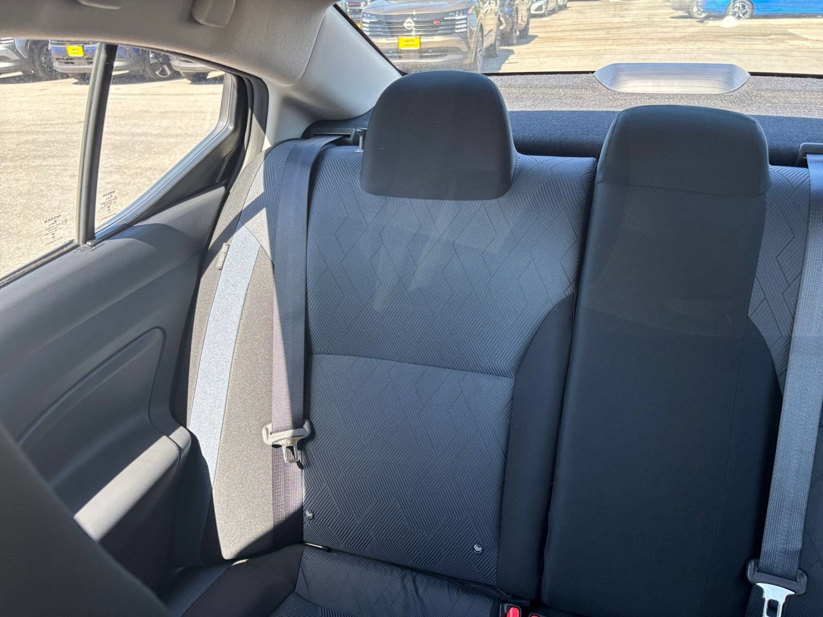 Used 2025 Nissan Versa SV FWD image 38