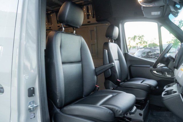 New 2026 Mercedes-Benz Sprinter 2500 image 17