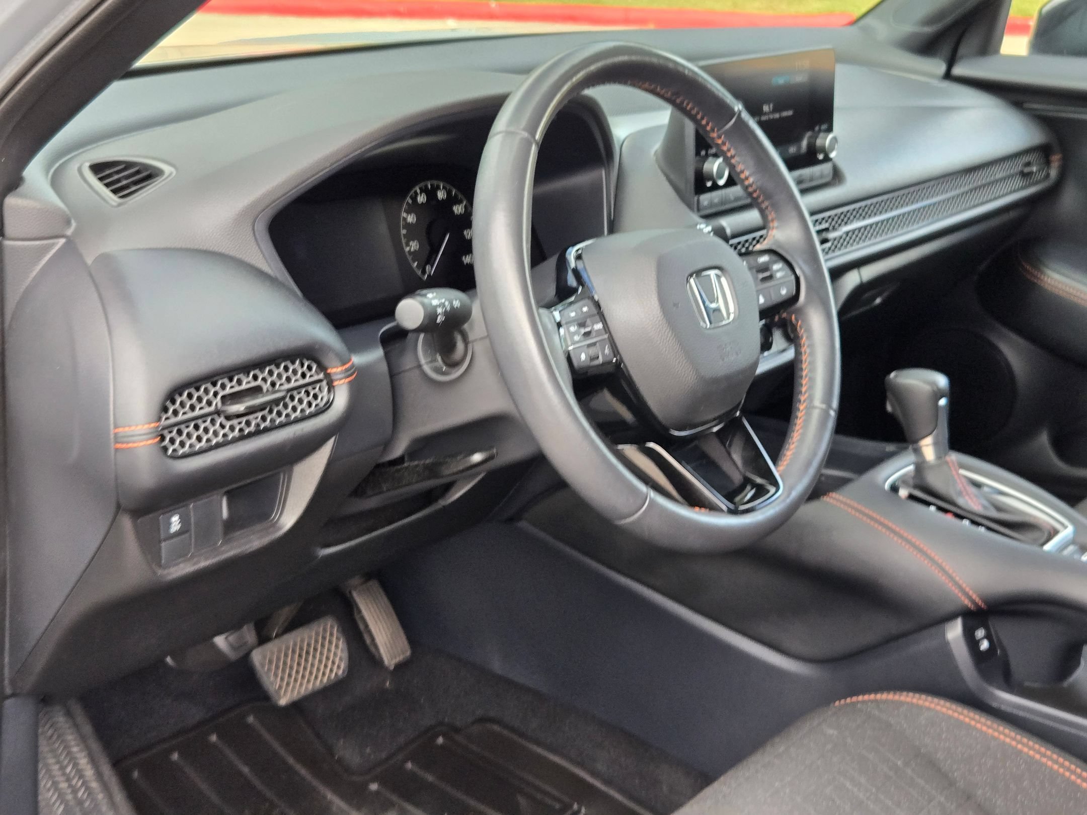 Certified 2024 Honda HR-V Sport image 12