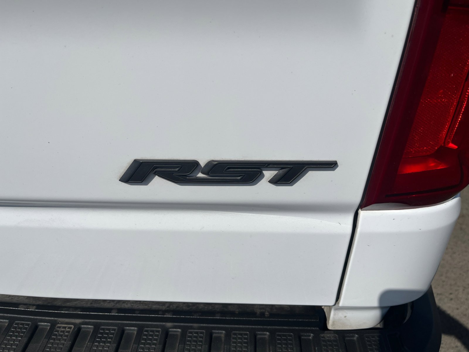 Used 2022 Chevrolet Silverado 1500 RST w/ Z71 Off-Road Package image 30