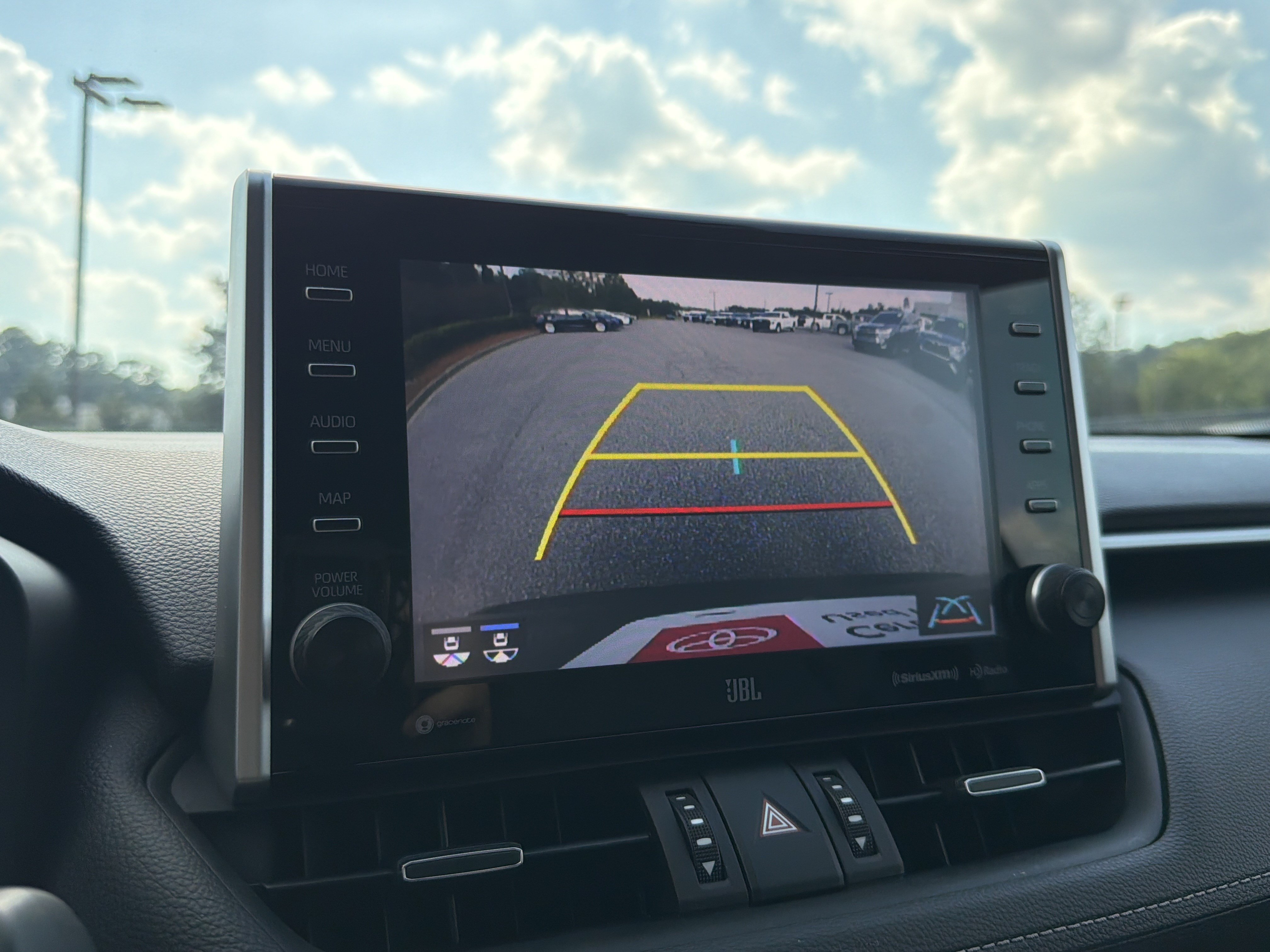 Certified 2022 Toyota RAV4 XLE Premium AWD/4WD image 7