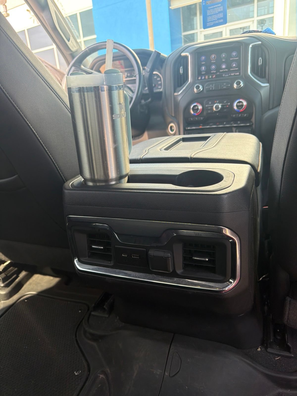 Used 2022 GMC Sierra 1500 AT4 w/ AT4 Premium Package AWD/4WD image 17