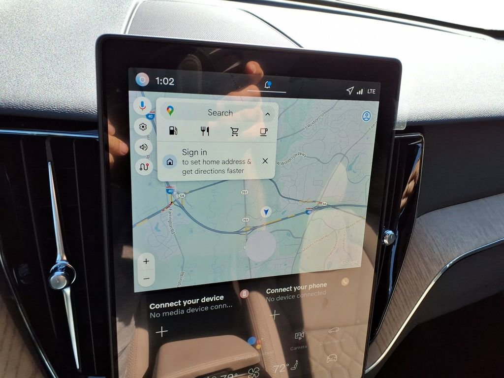 New 2026 Volvo XC60 B5 Plus w/ Protection Package Premier image 14