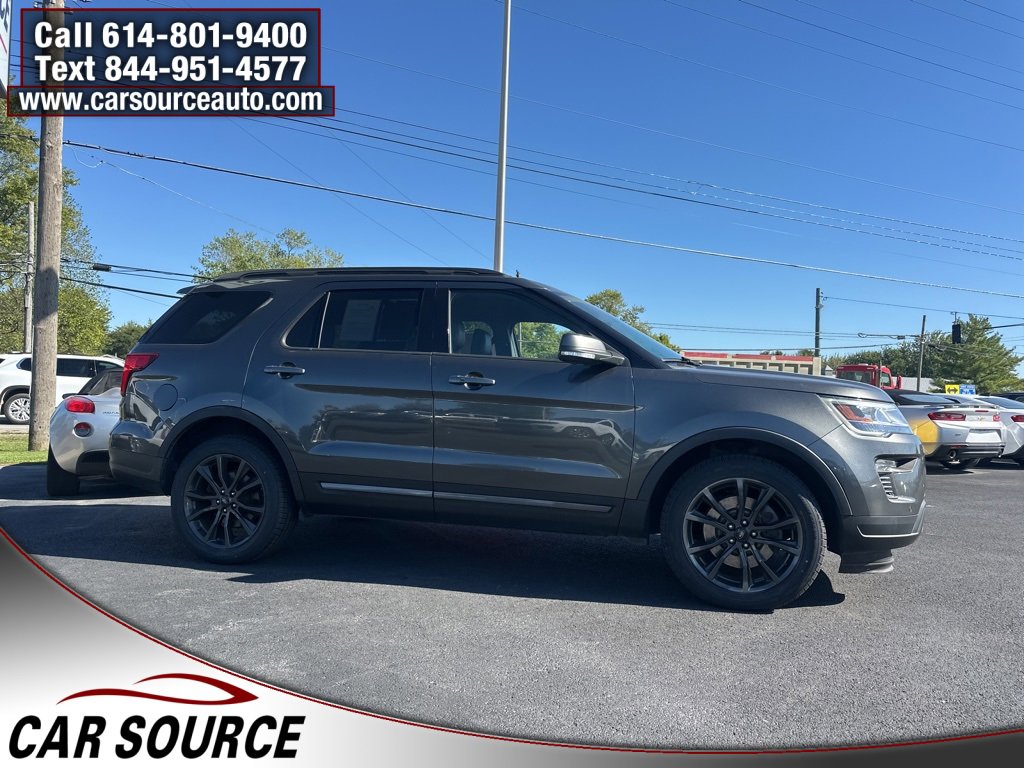 Used 2018 Ford Explorer XLT w/ Equipment Group 202A image 6