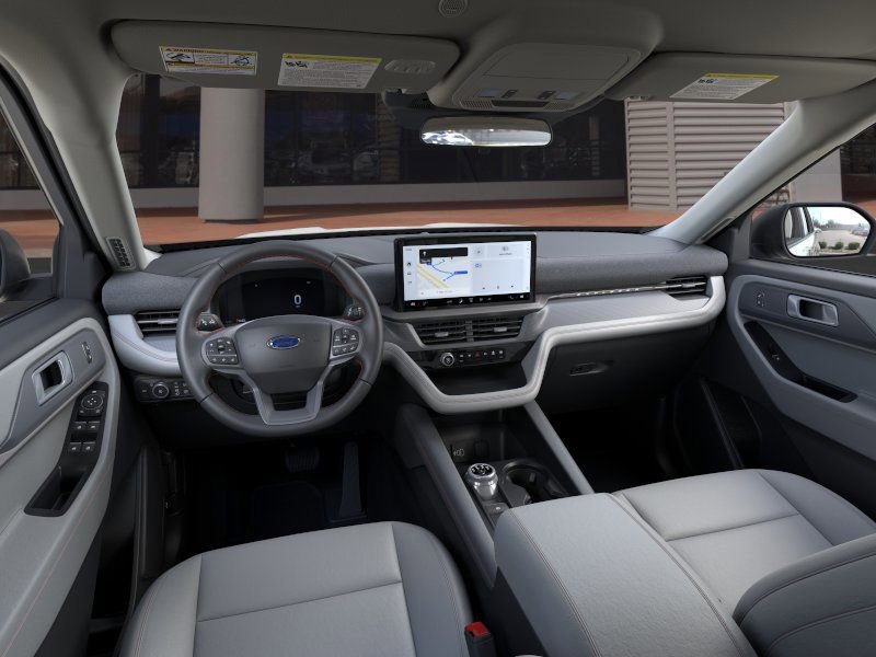 New 2026 Ford Explorer Active RWD image 9