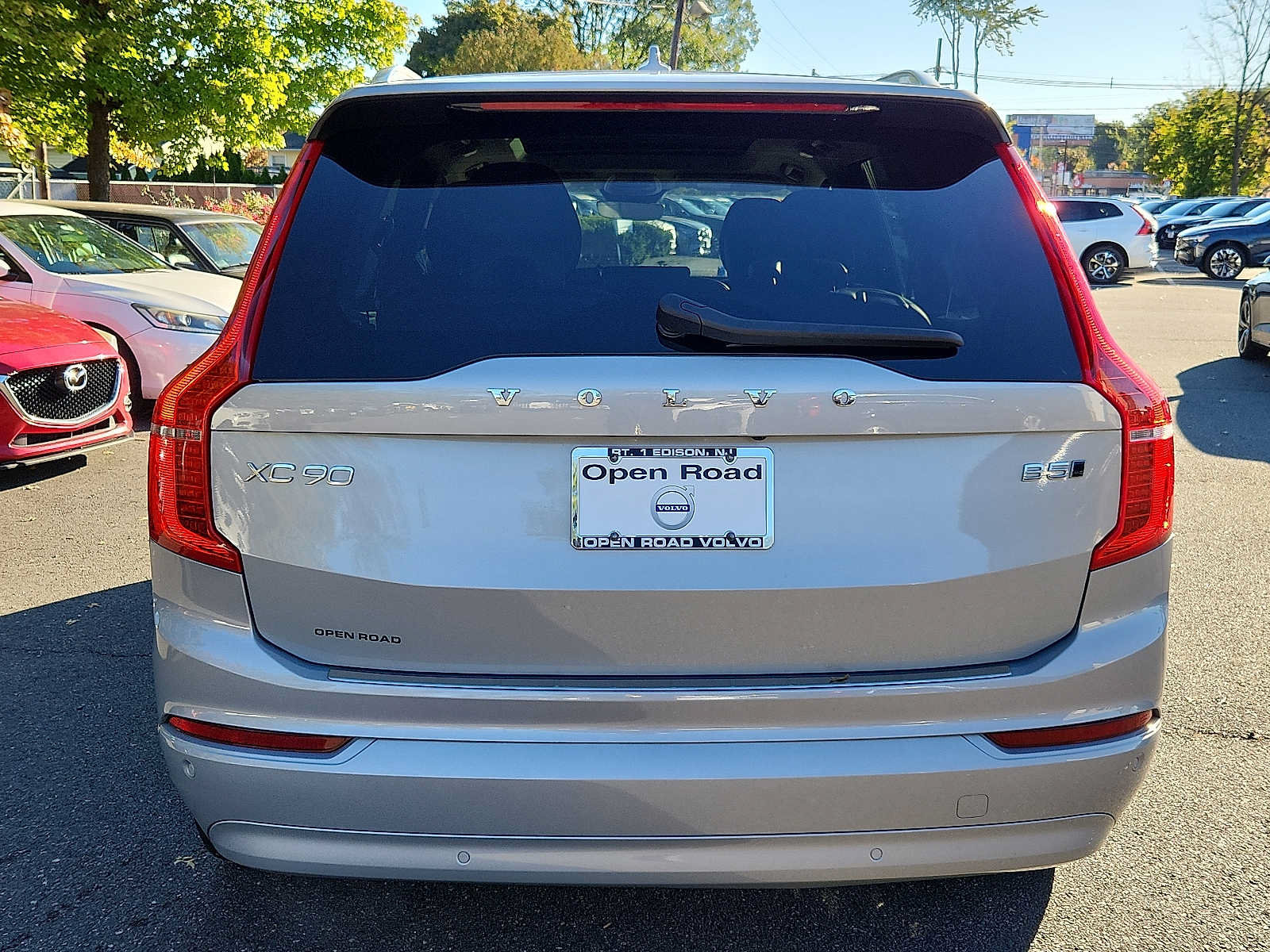 Certified 2023 Volvo XC90 B5 Core w/ Protection Package Premier AWD/4WD image 5