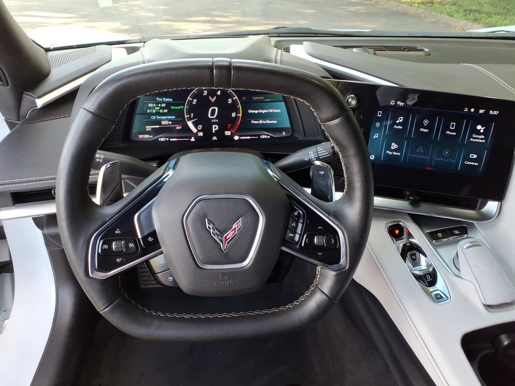 Used 2024 Chevrolet Corvette Stingray Preferred Cpe w/ Z51 Performance Package RWD image 17