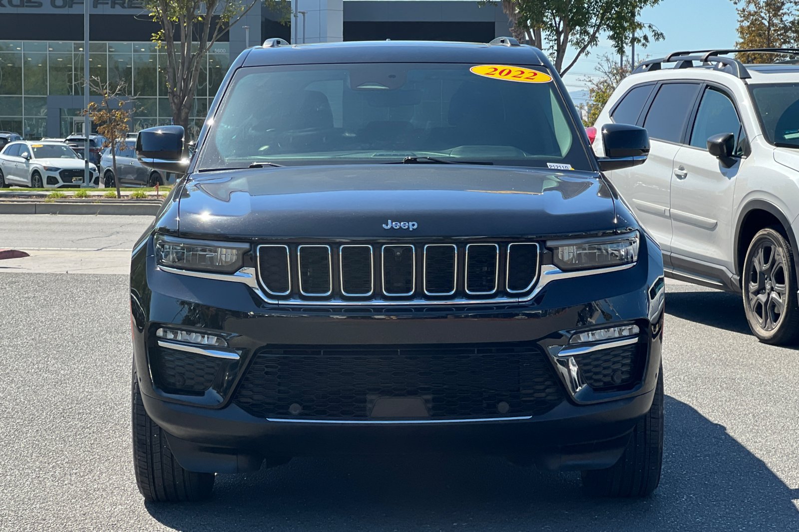 Used 2022 Jeep Grand Cherokee Limited 4xe w/ Luxury Tech Group II AWD/4WD image 9