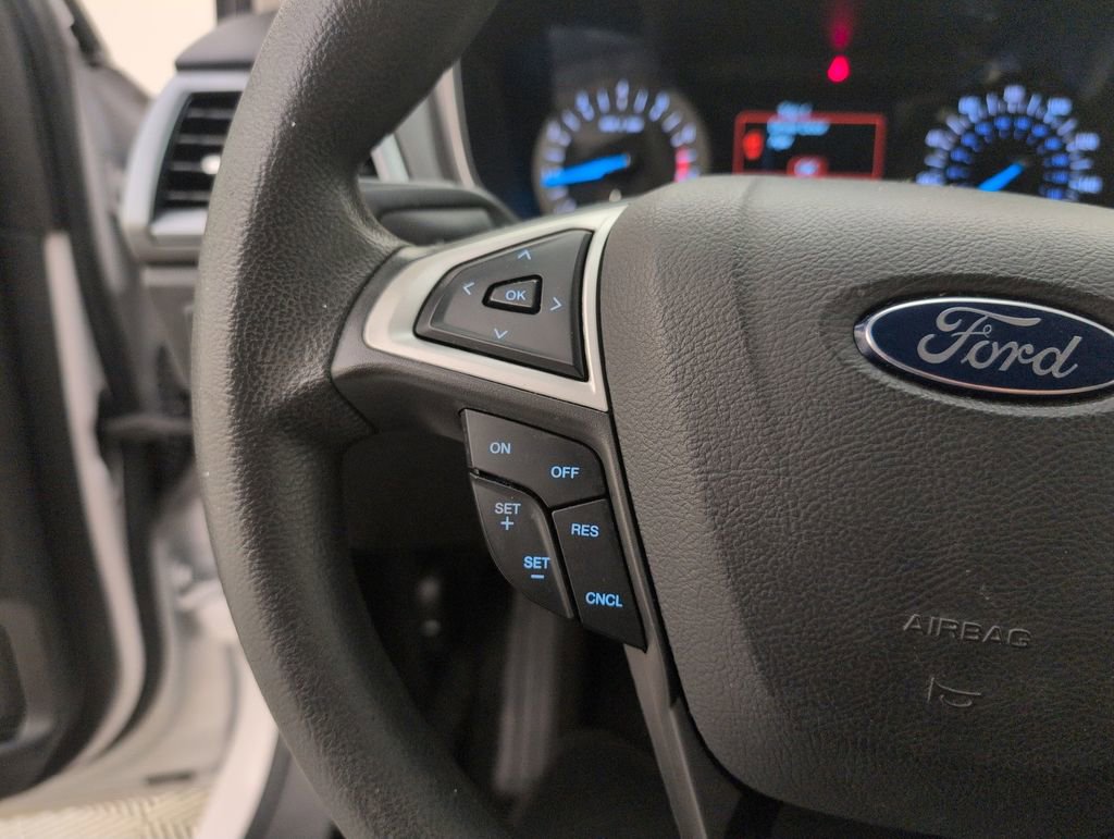 Used 2016 Ford Fusion SE FWD image 35