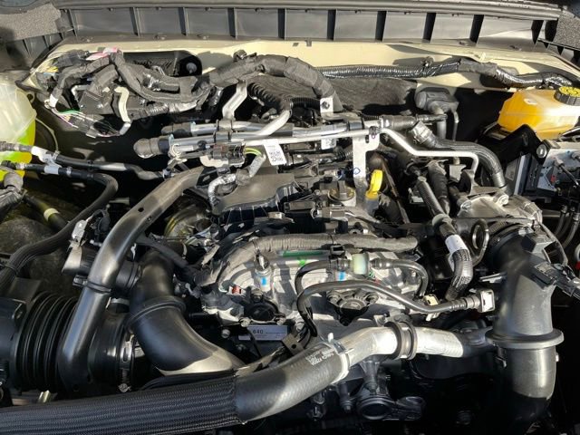 New 2025 Ford Bronco Badlands image 24