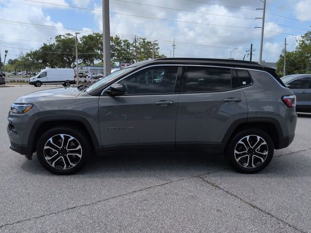 Used 2024 Jeep Compass Limited AWD/4WD image 7