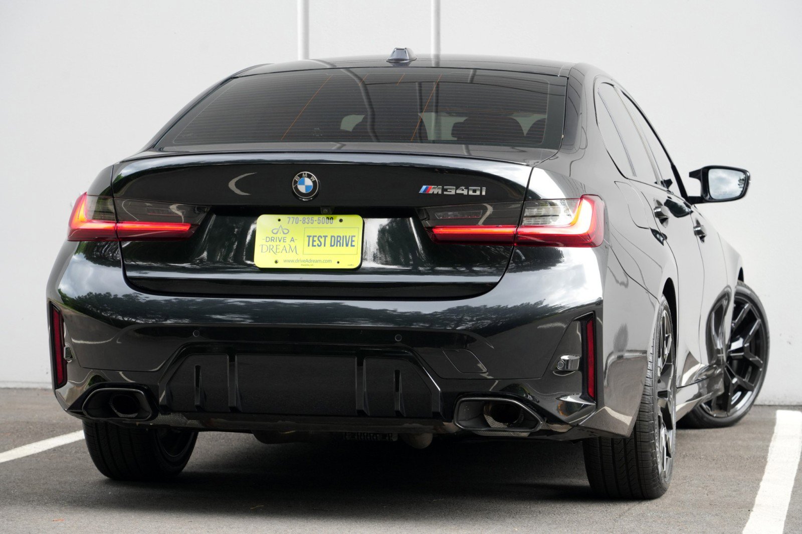 Used 2025 BMW M340i w/ Premium Package RWD image 5