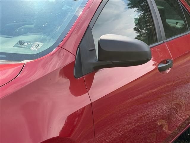 Used 2015 Toyota Corolla LE FWD image 6