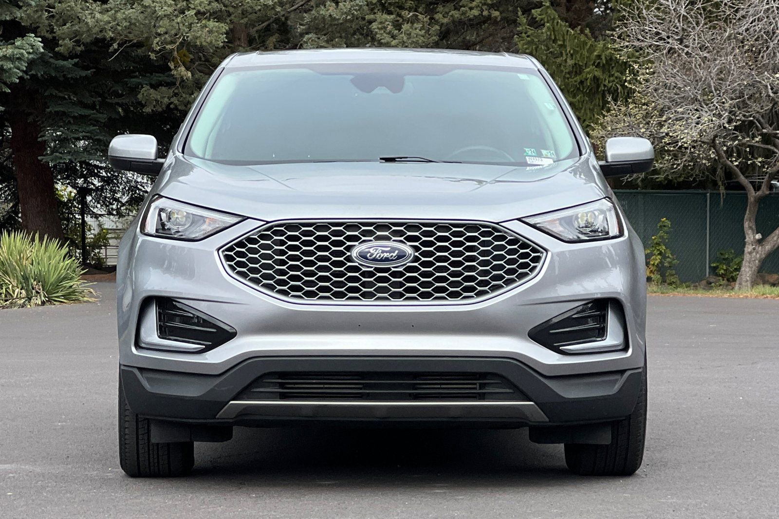 Used 2023 Ford Edge SEL image 9