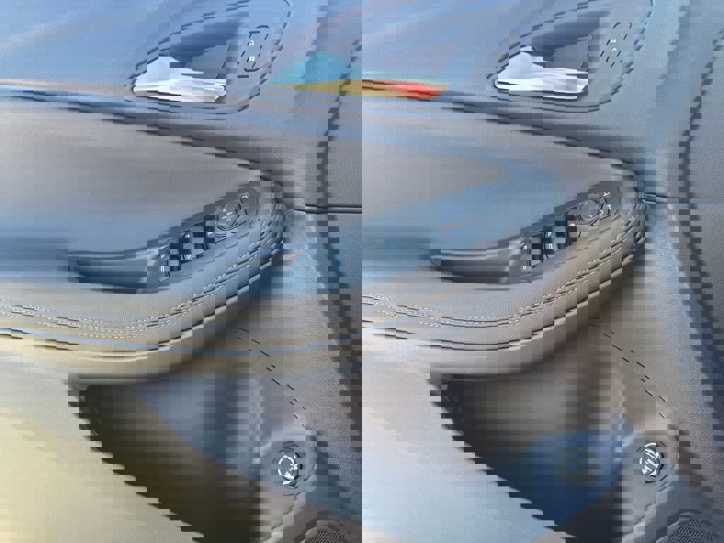 New 2026 Buick Encore GX Sport Touring w/ Advanced Technology Package image 17