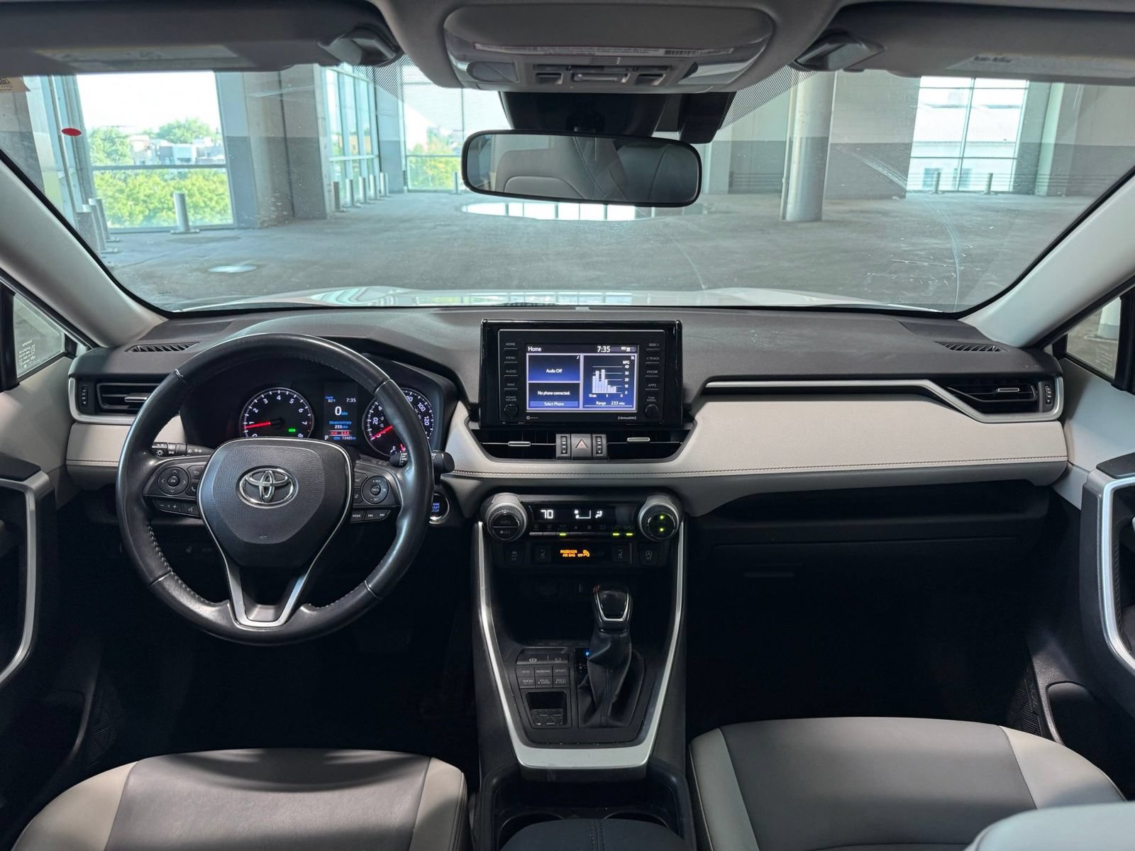 Used 2020 Toyota RAV4 XLE Premium AWD/4WD image 38