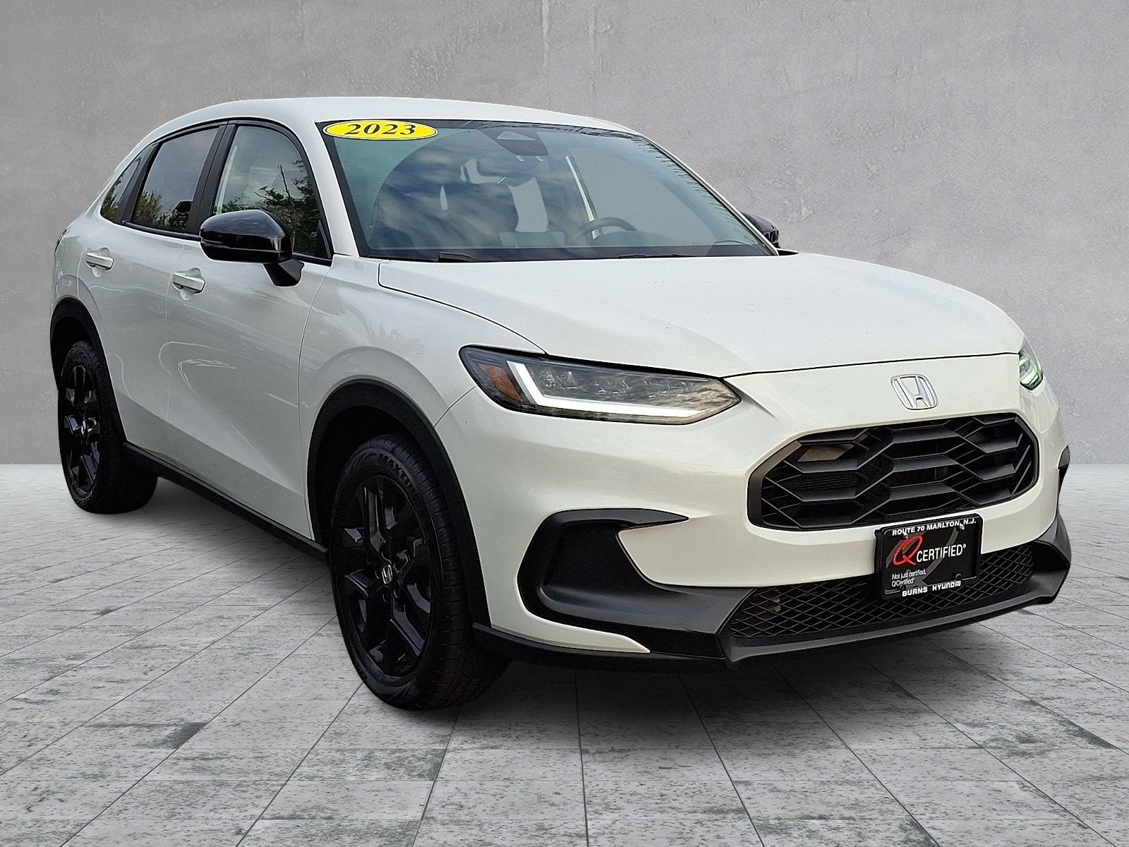 Used 2023 Honda HR-V Sport image 3