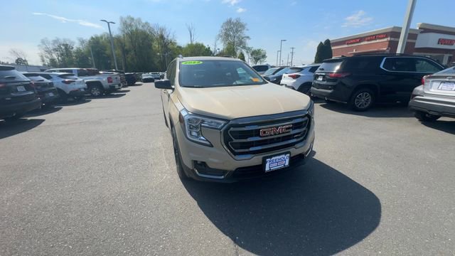 Used 2022 GMC Terrain AT4 w/ Infotainment Package II AWD/4WD image 2