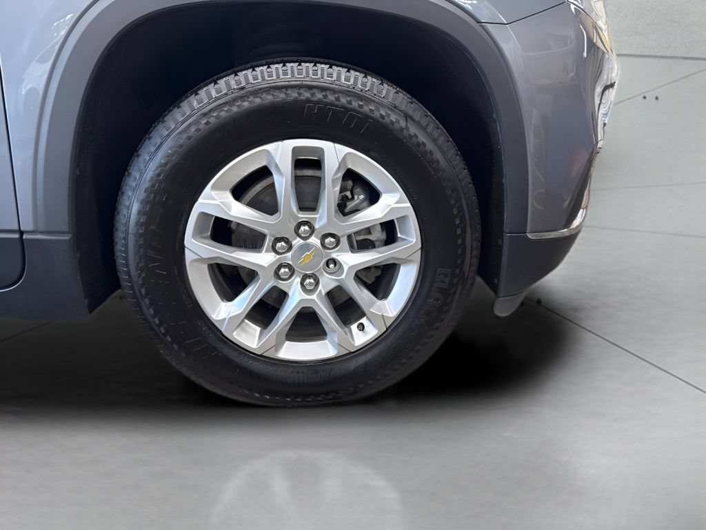 Used 2020 Chevrolet Traverse LT AWD/4WD image 2