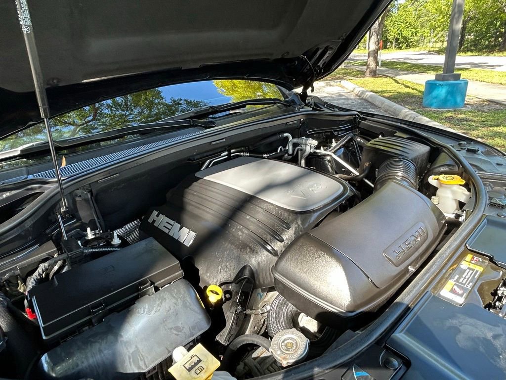 Used 2023 Dodge Durango R/T RWD image 29