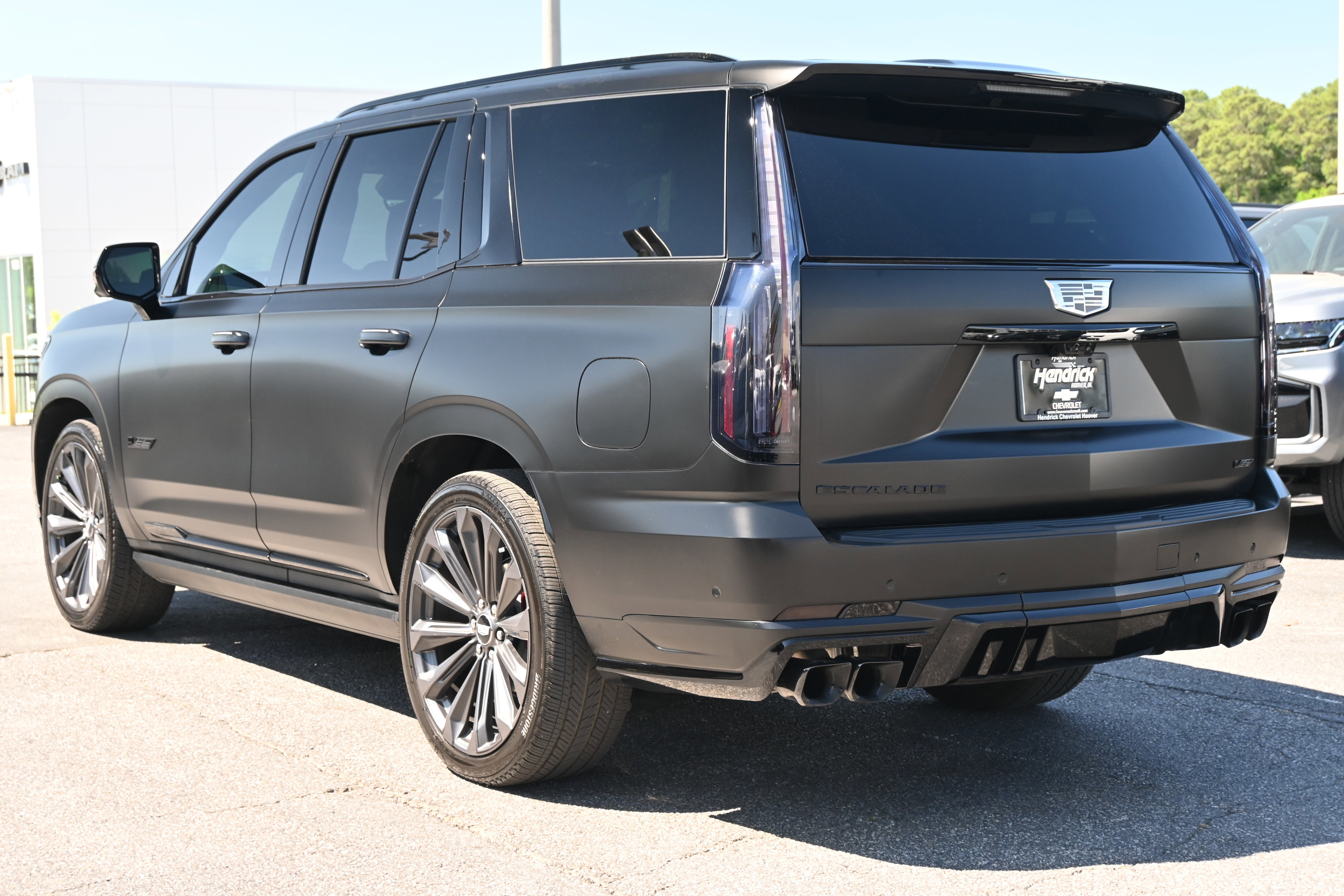 Used 2025 Cadillac Escalade V image 15