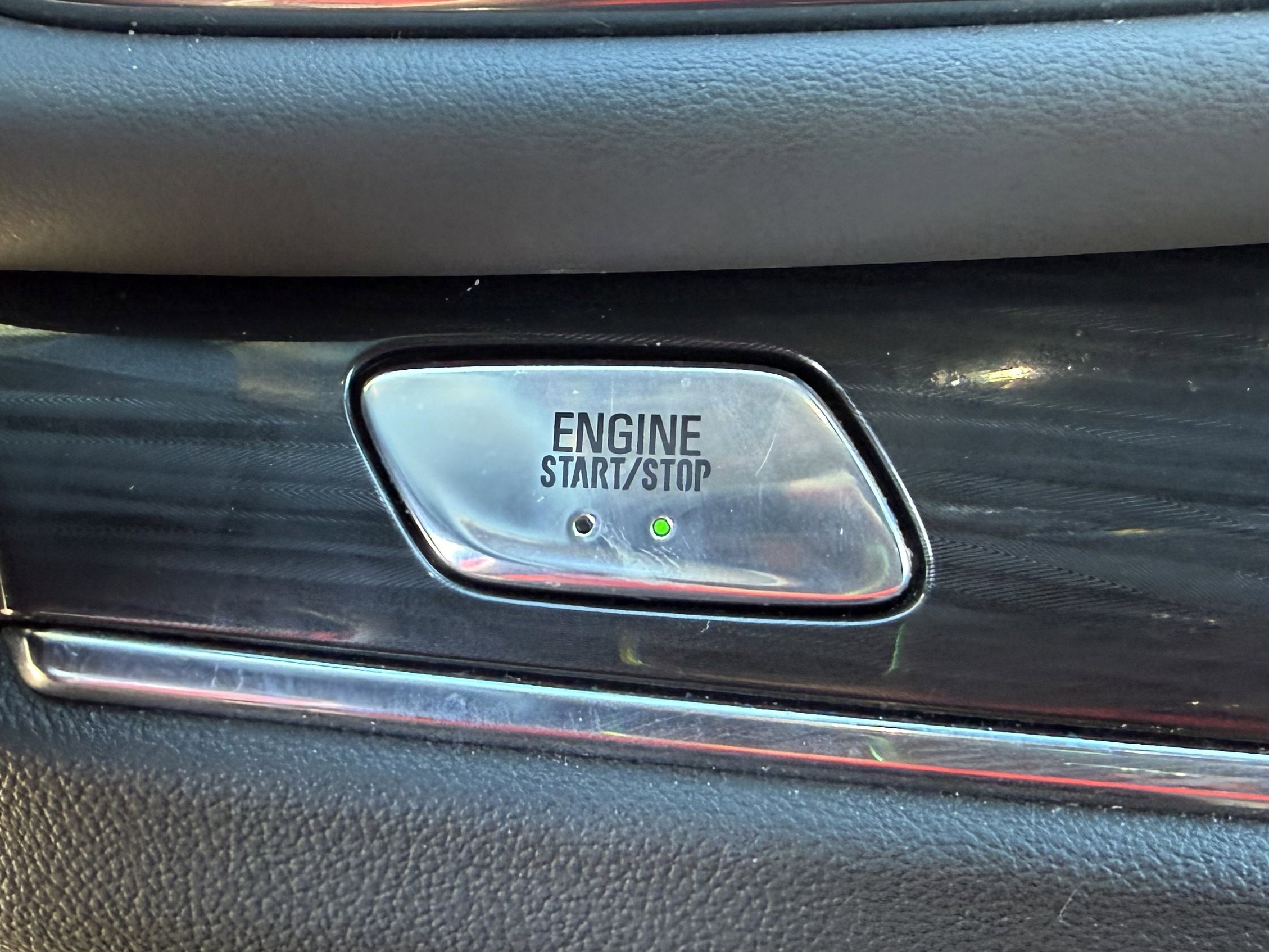 Used 2024 Buick Enclave Essence w/ Experience Buick Package image 27