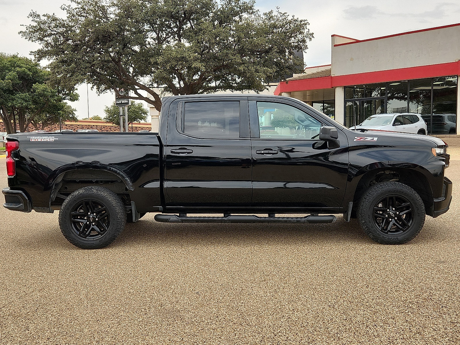 Used 2020 Chevrolet Silverado 1500 LT Trail Boss AWD/4WD image 5