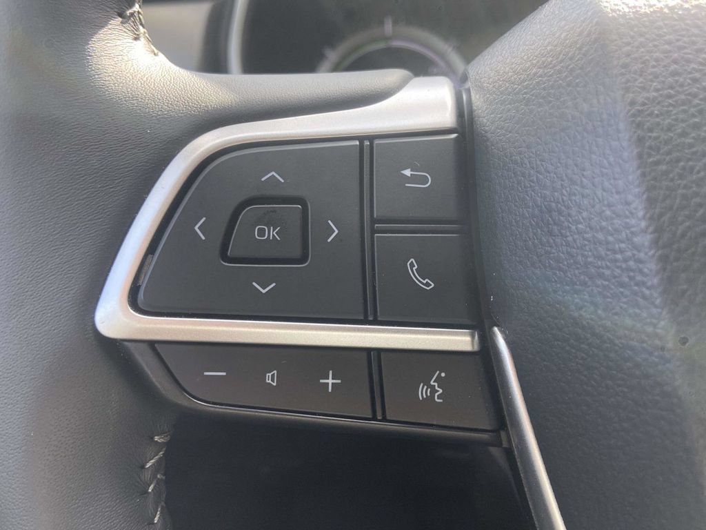 Used 2026 Toyota Highlander XLE AWD/4WD image 23