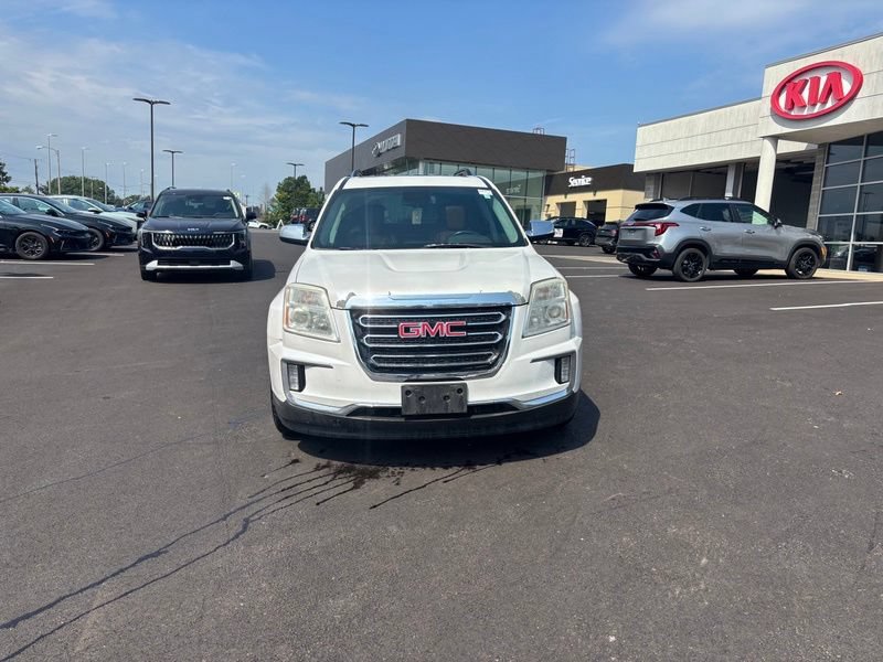 Used 2016 GMC Terrain SLT w/ Open Road Package AWD/4WD image 2
