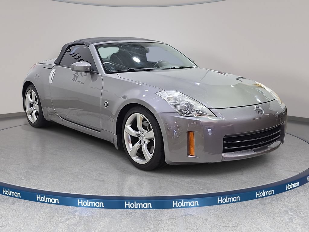 Used 2008 Nissan 350Z Enthusiast RWD image 4