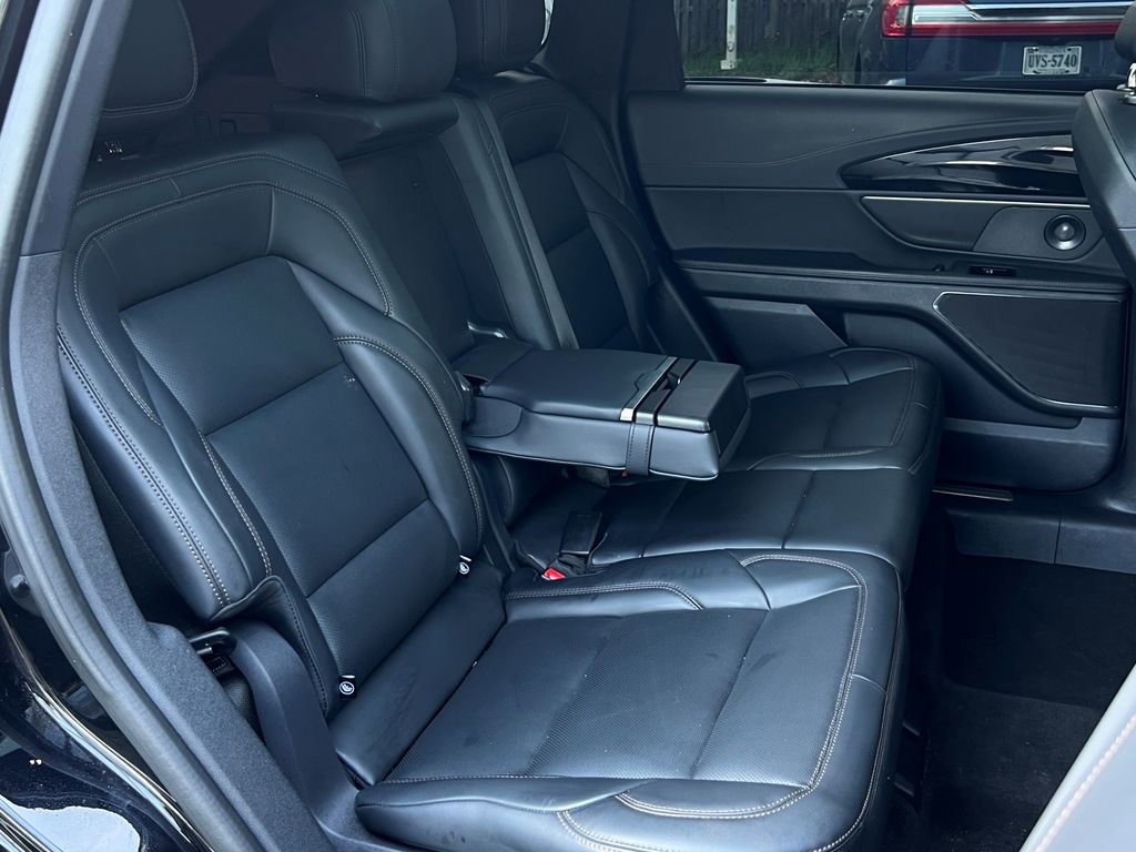 Used 2024 Lincoln Nautilus Premier w/ Equipment Group 102A image 16