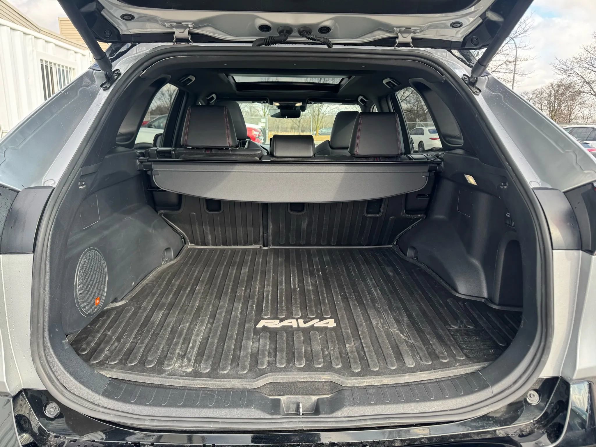 Used 2025 Toyota RAV4 XSE w/ Premium Package image 23