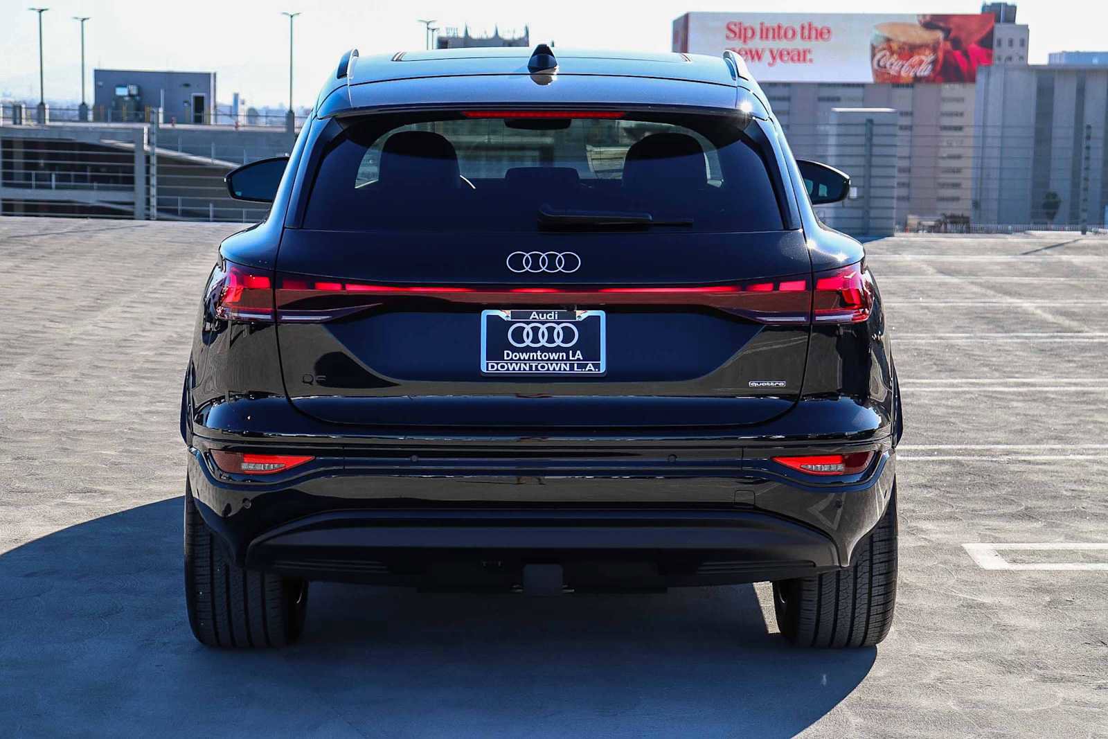 New 2025 Audi Q6 e-tron Premium AWD/4WD image 5