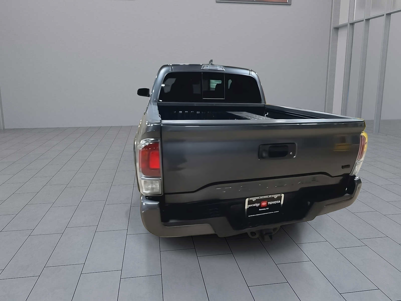 Used 2023 Toyota Tacoma TRD Sport AWD/4WD image 7