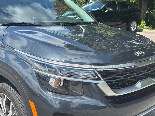 Used 2021 Kia Seltos S AWD/4WD image 12