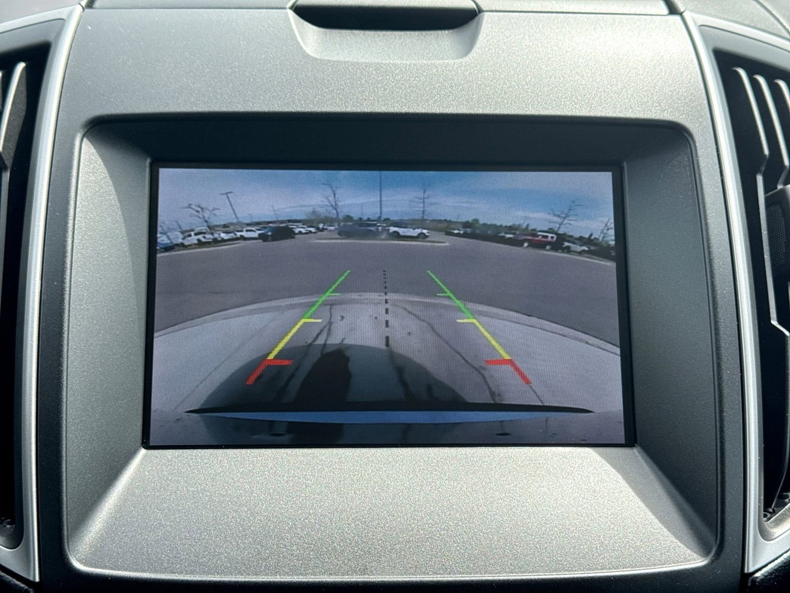 Used 2019 Ford Edge SEL AWD/4WD image 35