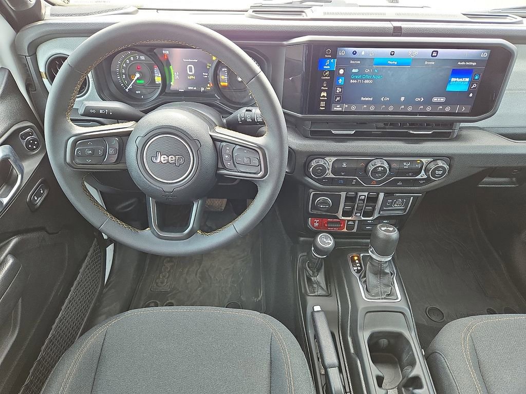 Used 2024 Jeep Wrangler Unlimited image 18