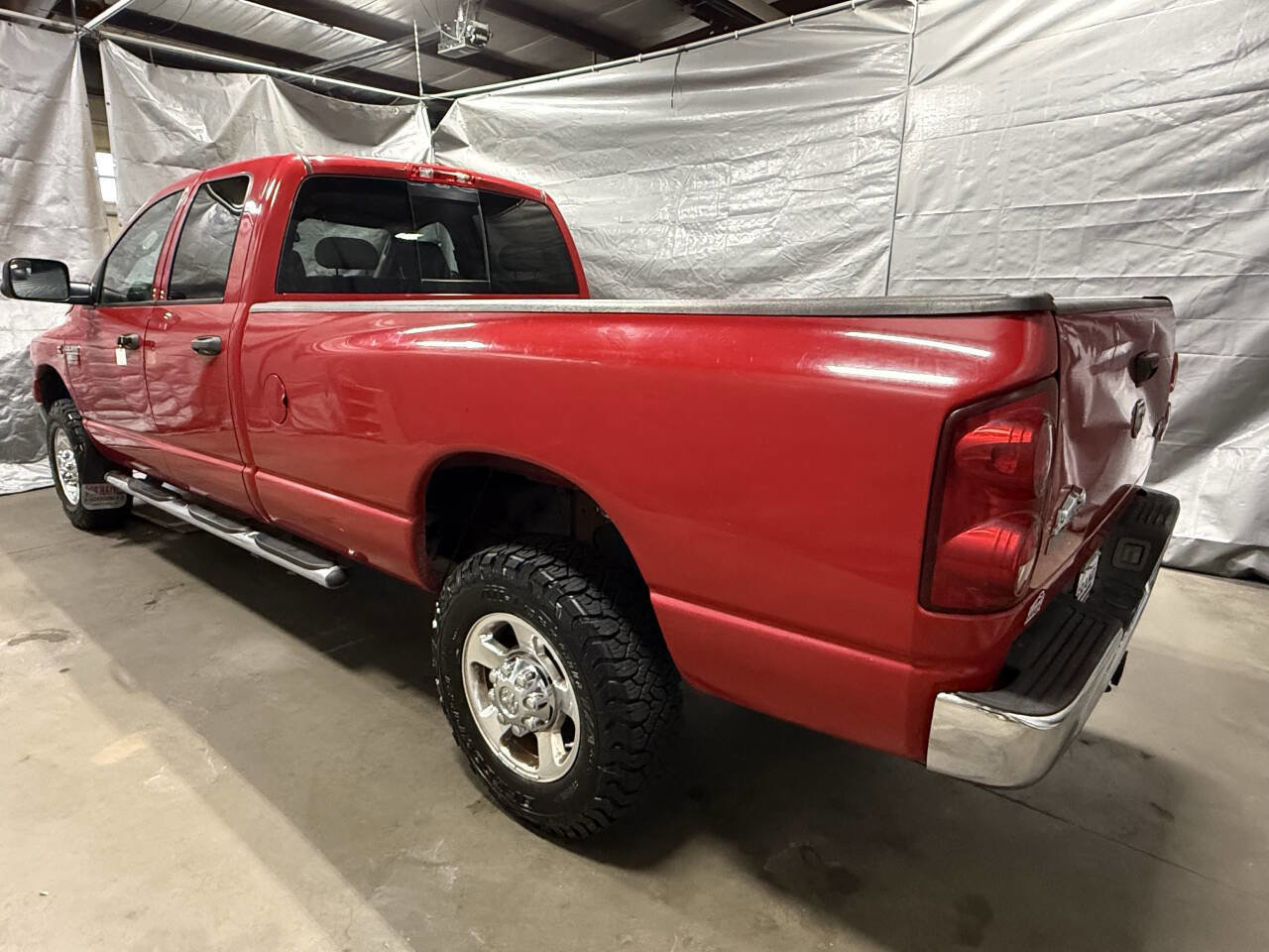 Used 2009 Dodge Ram 2500 Truck SLT w/ Popular Equipment Group AWD/4WD image 4