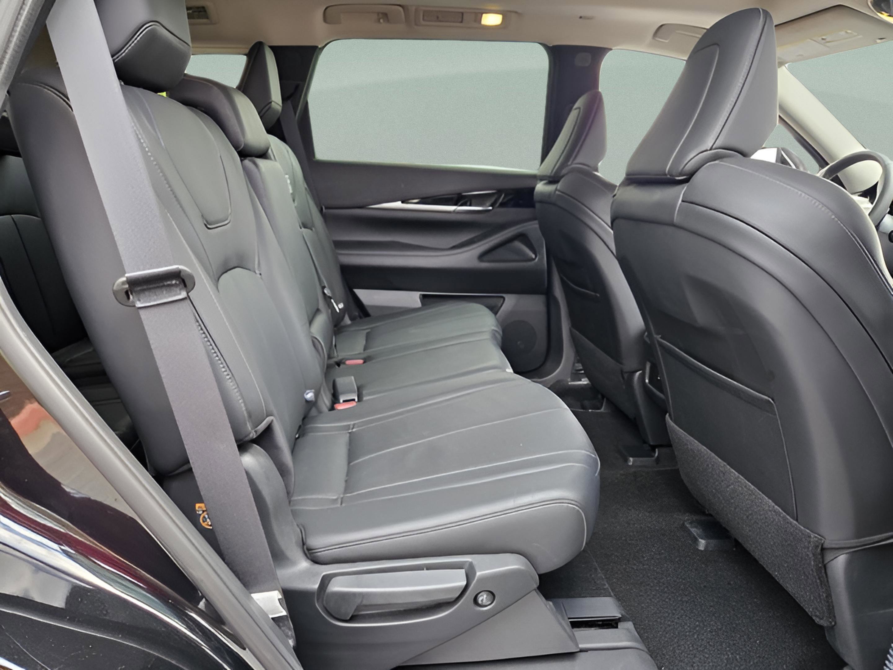 Used 2025 INFINITI QX60 Pure image 10