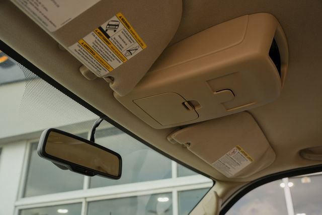Used 2006 Ford F350 Lariat image 27