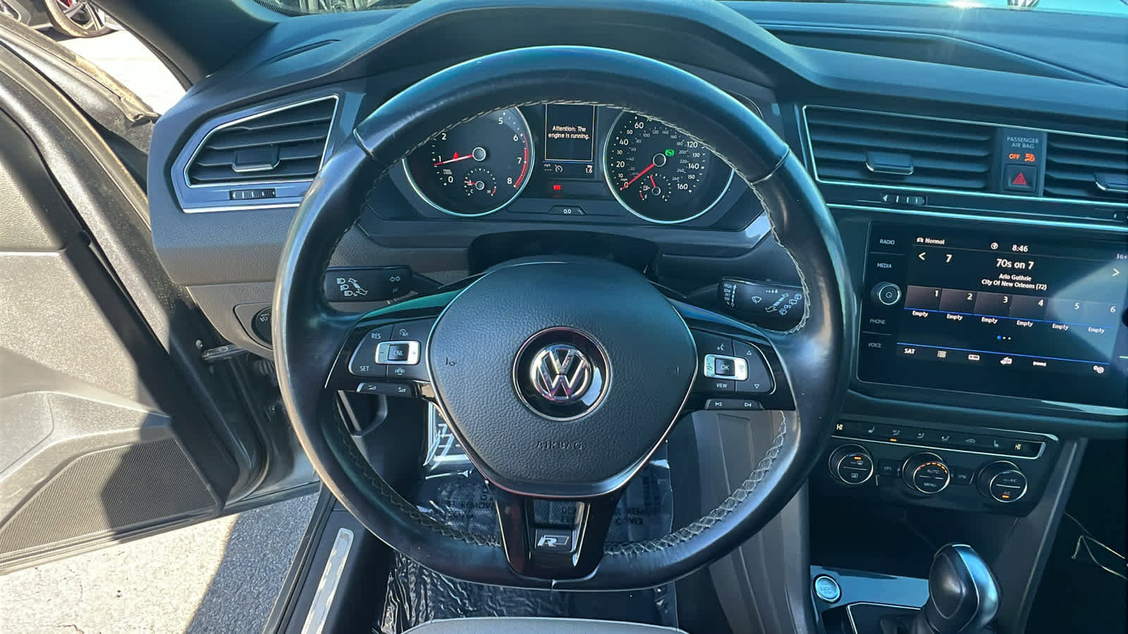 Used 2020 Volkswagen Tiguan SE R-Line image 18