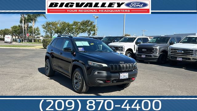 Used 2022 Jeep Cherokee Trailhawk w/ Trailer Tow Group AWD/4WD image 1