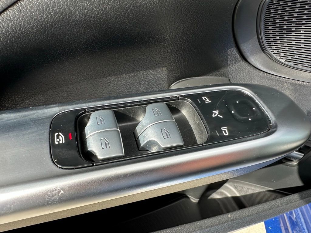 Used 2022 Mercedes-Benz C 300 C 300 image 20