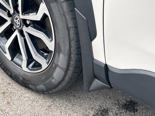 Used 2023 Toyota Corolla Cross AWD Hybrid image 19
