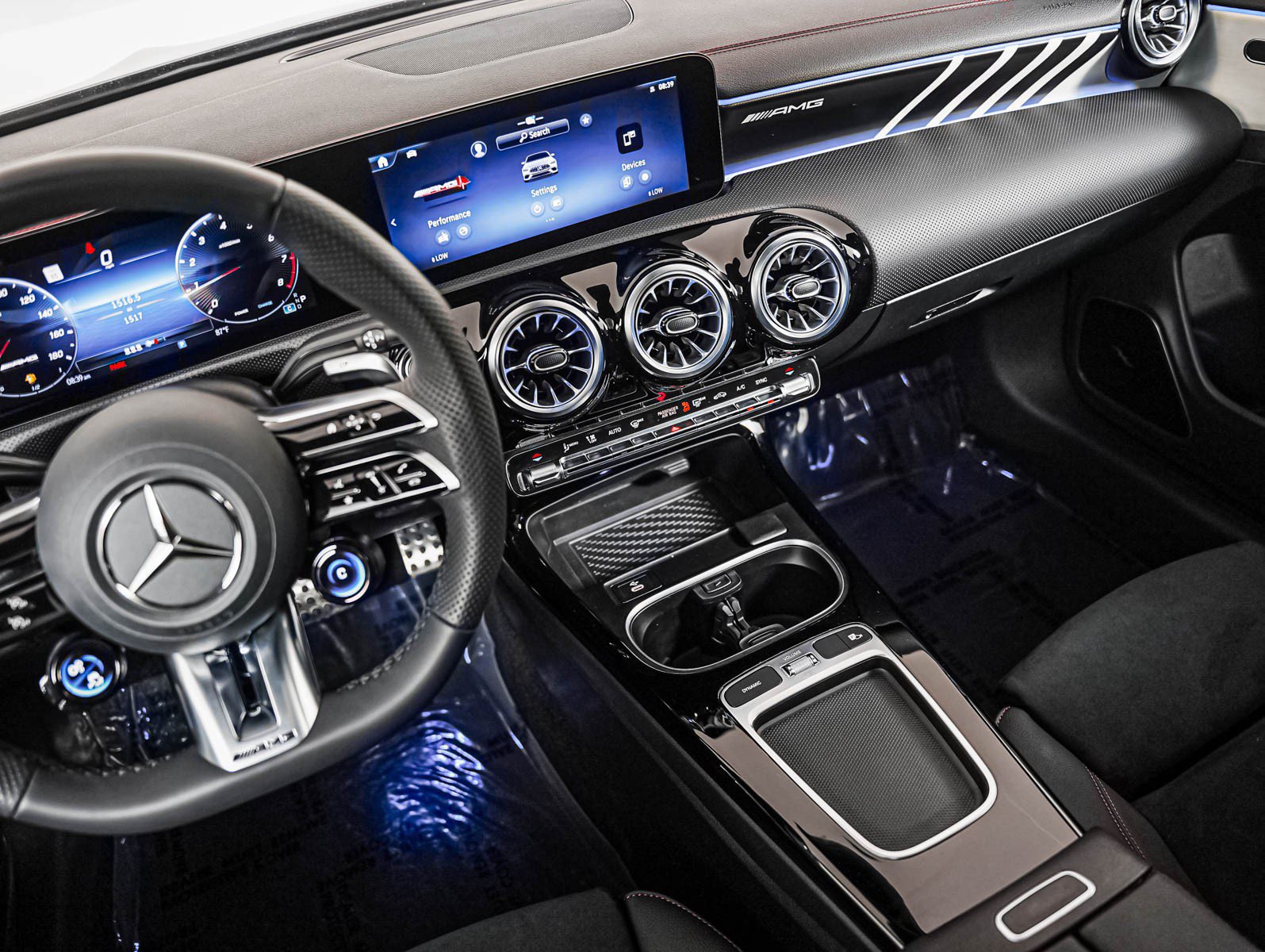 Certified 2025 Mercedes-Benz CLA 35 AMG 4MATIC image 14